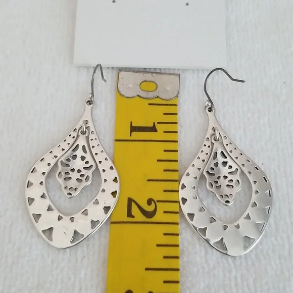 ❣️HP❣️ New Lucky Brand Oblong Earrings - Picture 4 of 6